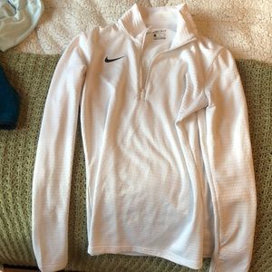 Nike dri fit pull over